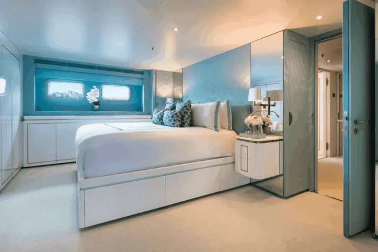 Marxcraft's Refit of 177ft Luxury Yacht for Ahoy Club (12)