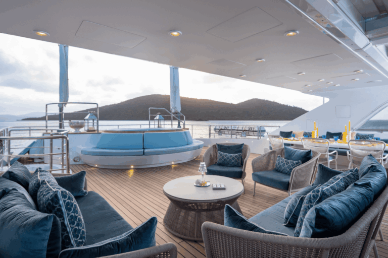 Marxcraft's Refit of 177ft Luxury Yacht for Ahoy Club (7)